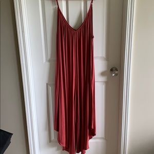 Thin strap loose jumpsuit rose colored